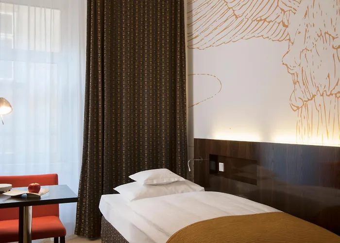 Готель Alma Boutique-hotel 4*