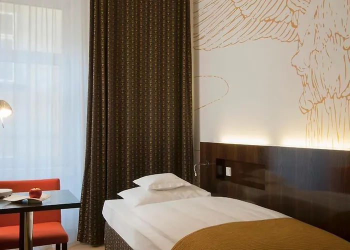 Готель Alma Boutique-hotel 4*